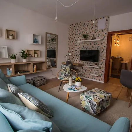 Teubel Apartman - 2 Apartman Apartment