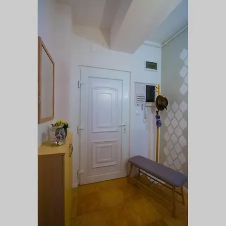 Teubel Apartman - 2 Apartman Apartment
